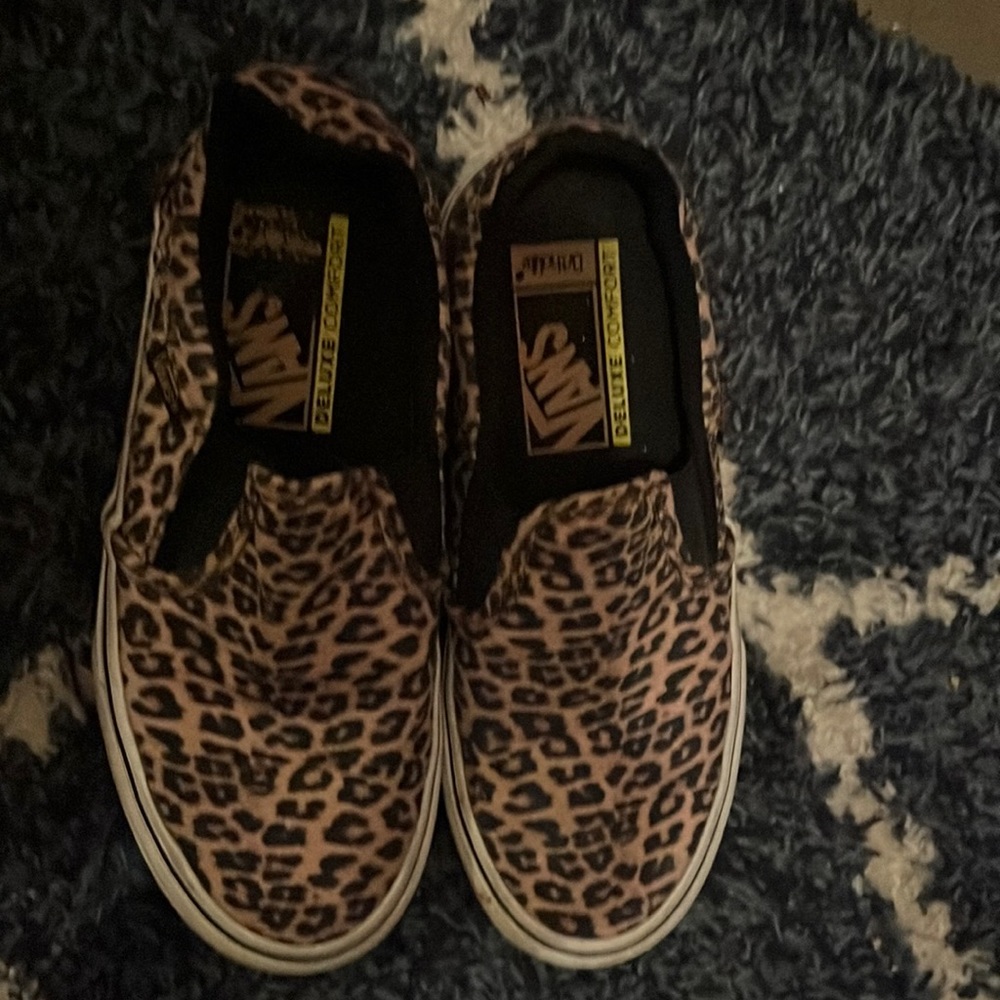 leopard vans that u can’t get anymore!